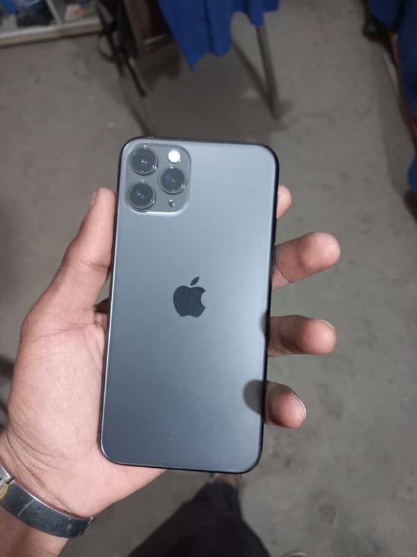 IPHONE 11PRO 64GB FACTORY UNLOCKED 3