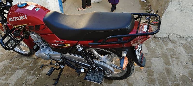 Suzuki bike self start 110 9