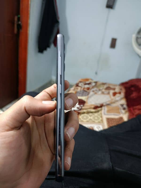 Samsung A32 9/10 Condition 2