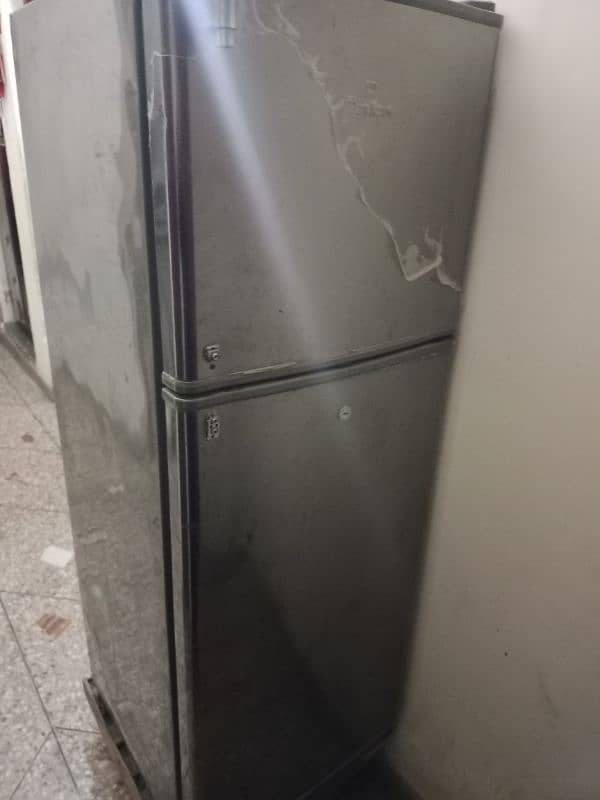 Dawlance fridge 0