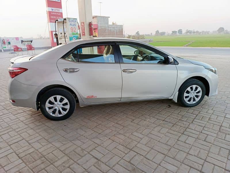 Toyota Corolla GLI 2017 Automatic total genuine 7