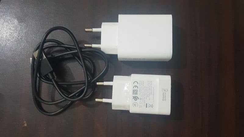 original chargers , original charging wires available 0