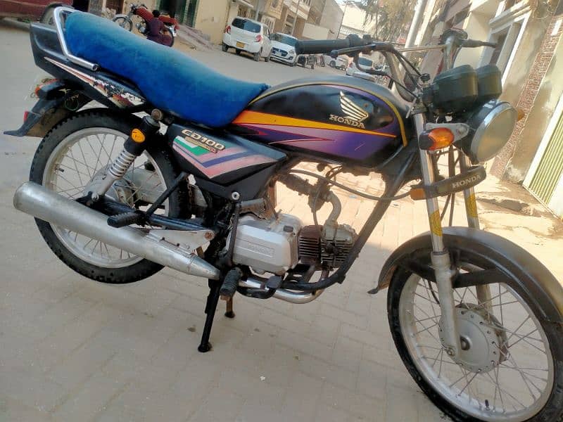 Honda 100cc Model 2005 Hyderabad Number Engine Ok. 3