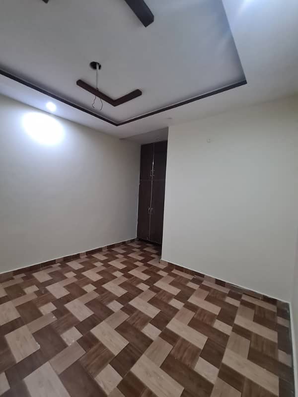 2.5MARLA TILE FLOORING NEW HOUSE FOR RENT IN SAMANABAD NEAR ZUBAIDA PARK 2