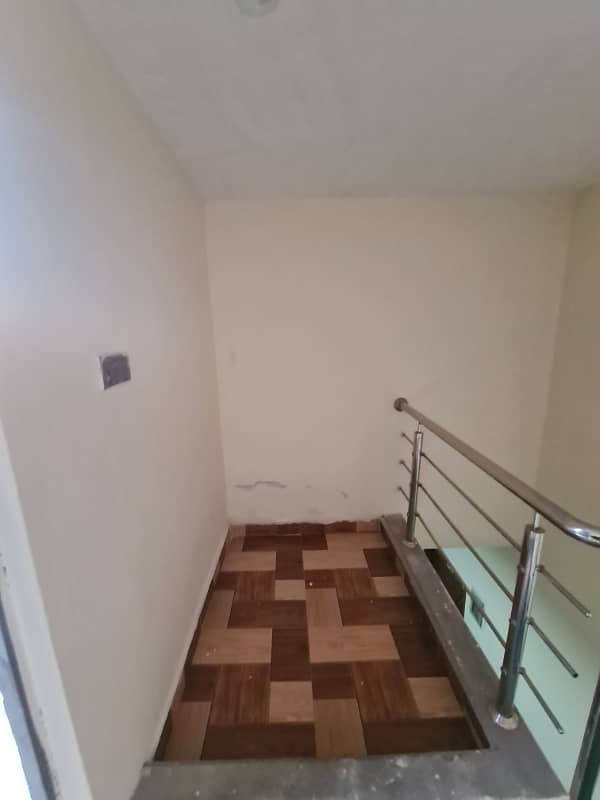 2.5MARLA TILE FLOORING NEW HOUSE FOR RENT IN SAMANABAD NEAR ZUBAIDA PARK 5