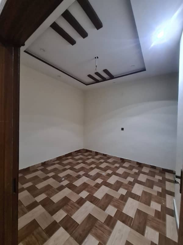 2.5MARLA TILE FLOORING NEW HOUSE FOR RENT IN SAMANABAD NEAR ZUBAIDA PARK 6