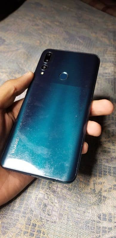 huawei y9 prime 128 gb in good condition 7