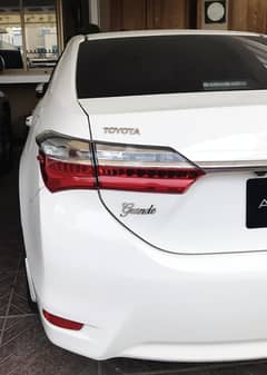 Toyota Corolla Altis Grande 2020