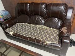 7 seater sofa rough condition