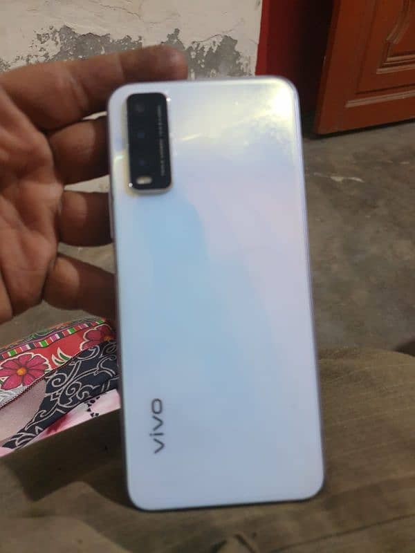 vivo y20 urgent for sale rabta nmbr 0328,7943498 3