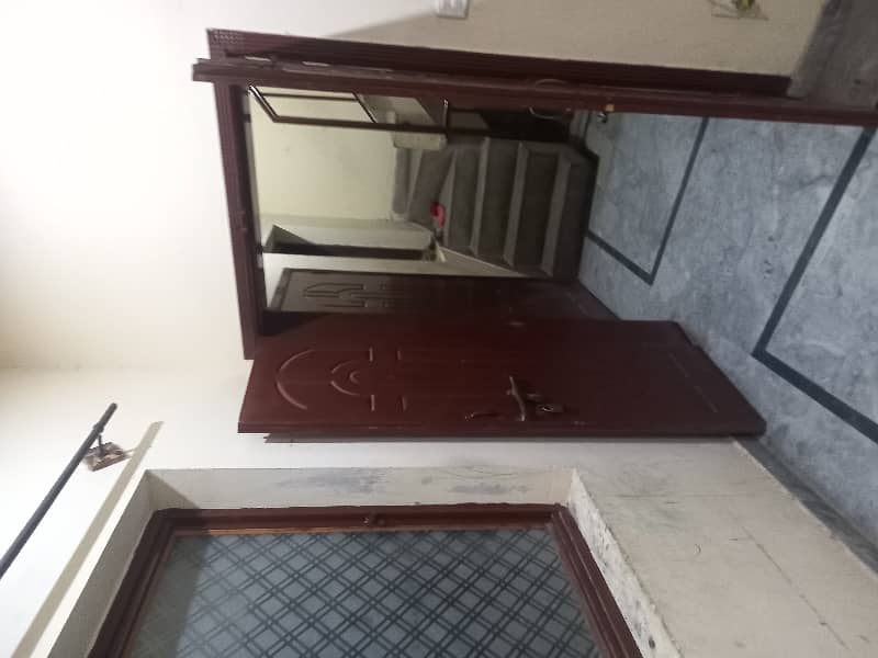 2 bed and bethak 2 bathrooms available for rent Naseer abad street 20 new Bokhra 5