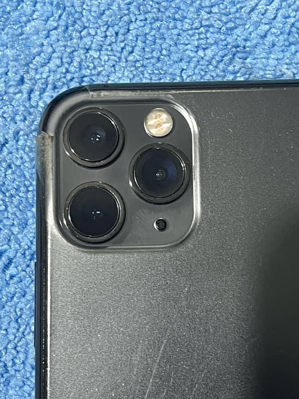 iPhone 11 Pro Max phone number 03474572995 2