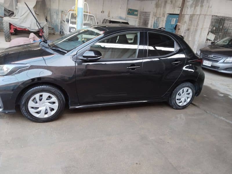 brand new Toyota Yaris x hatchback push start 9