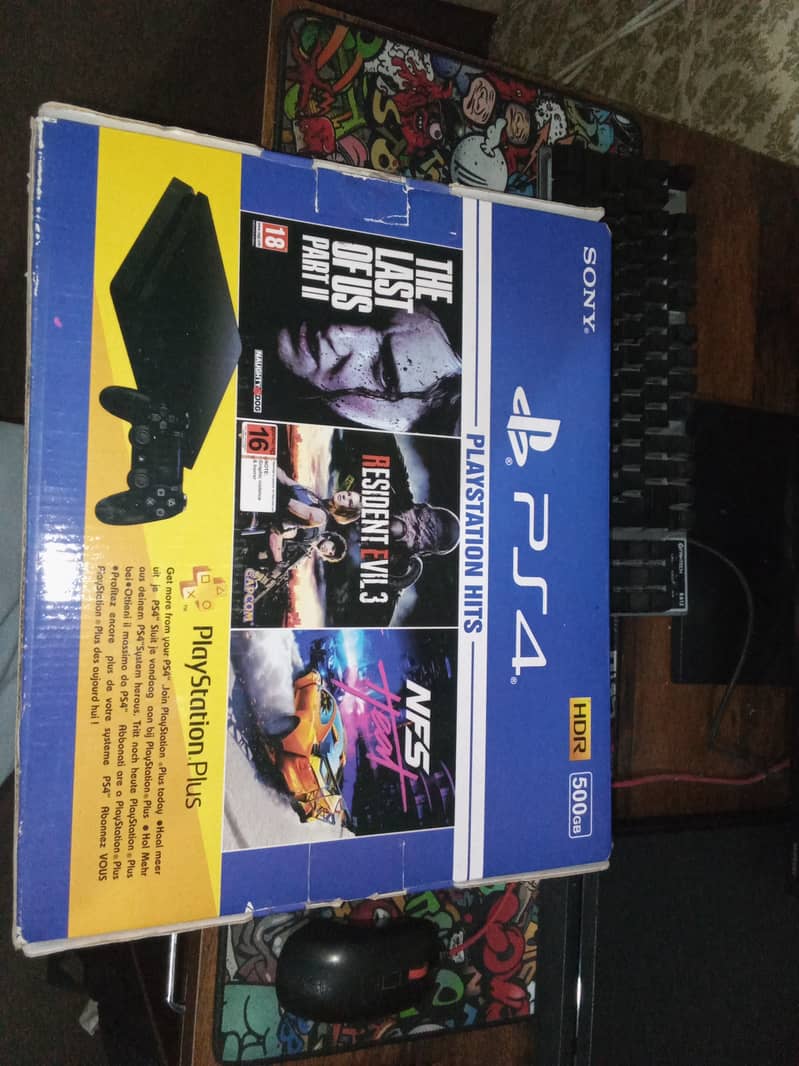 PS4 Slim 2TB (Jailbroken) | 20+ Games | With Box & 2 Controllers 8