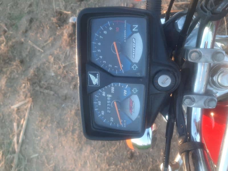 Honda 125 self start good bike 03039172196 1