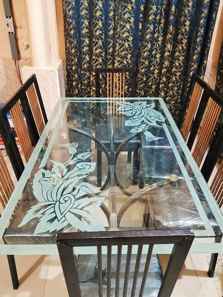 8 Seater Dining Table Urgent Sell 4