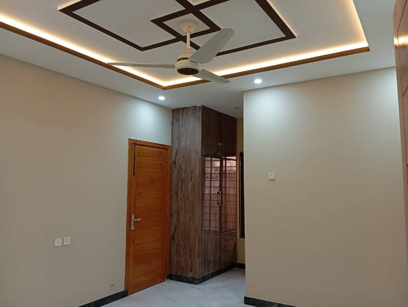 1 Kanal Brand New House Luxury Look Available For Rent In F-15 8