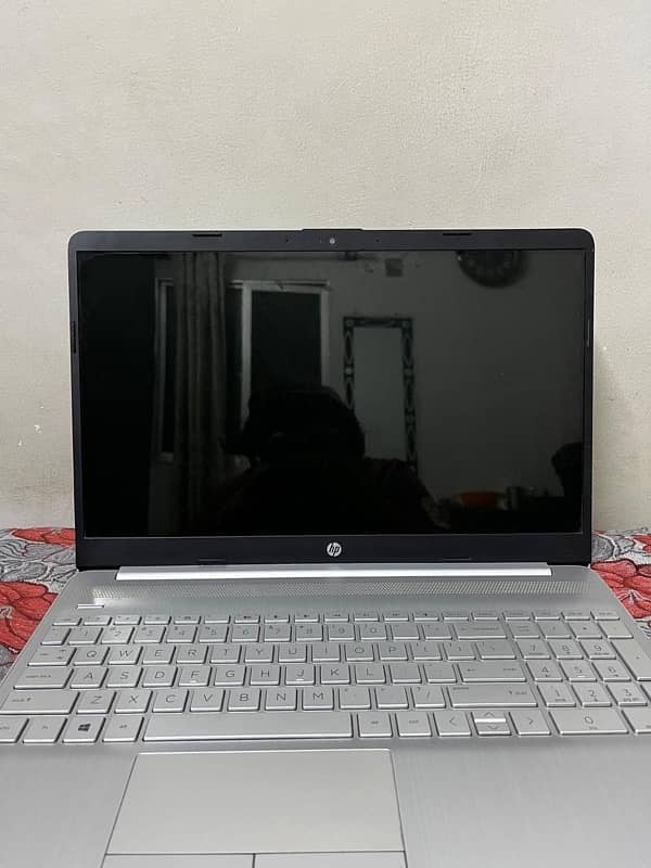 HP laptop 15s-du2126TU 0