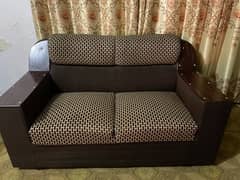 6 Seater Sofa Set for sale Quality is very good.