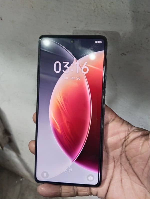 camon 30 12gb 1