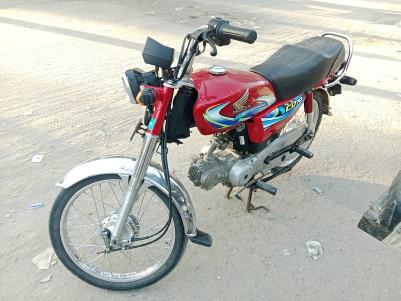 Honda CD 70 2024 5