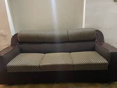 6 Seater Sofa Set for sale Quality is very good.