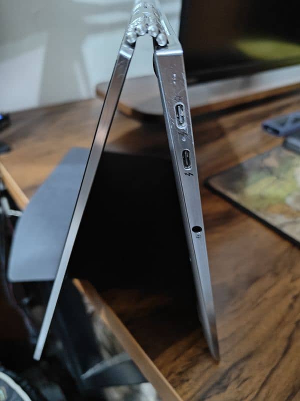 Lenovo Yoga 920 2in1 3