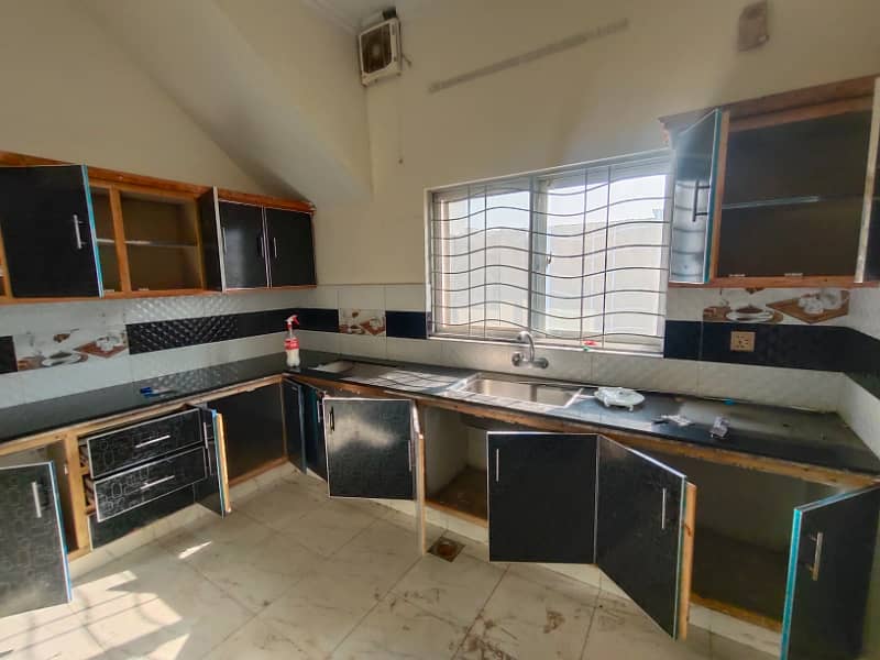 8 Marla Lower Portion For Rent In High Court Phase 2 2