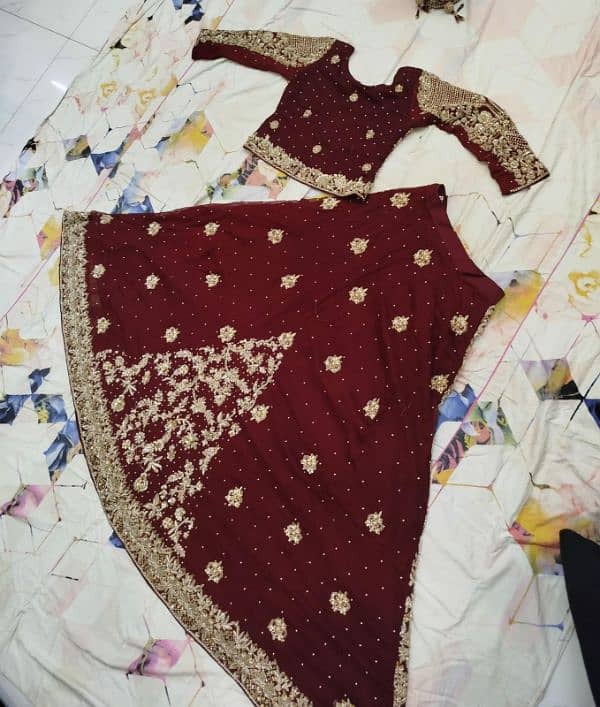 excellent condition bridal sharara urjunt sell good price 1