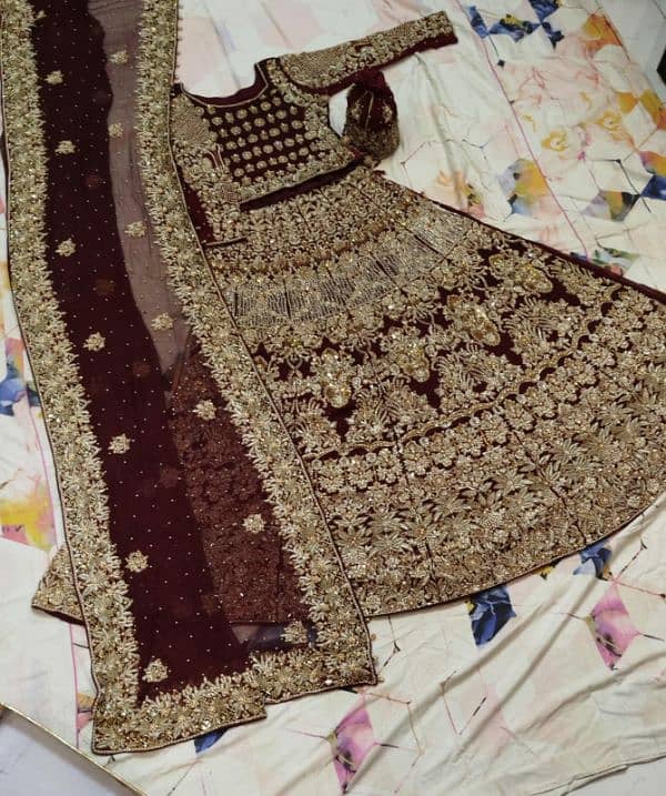 excellent condition bridal sharara urjunt sell good price 2