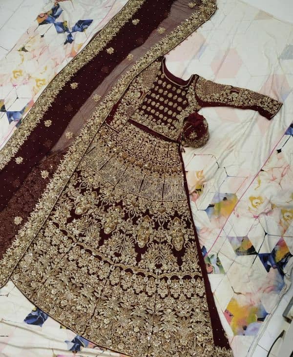 excellent condition bridal sharara urjunt sell good price 6