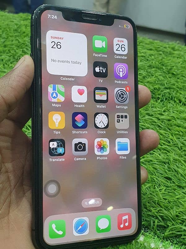 IPhone x 64GB face I'd true tone ok just battry change 4