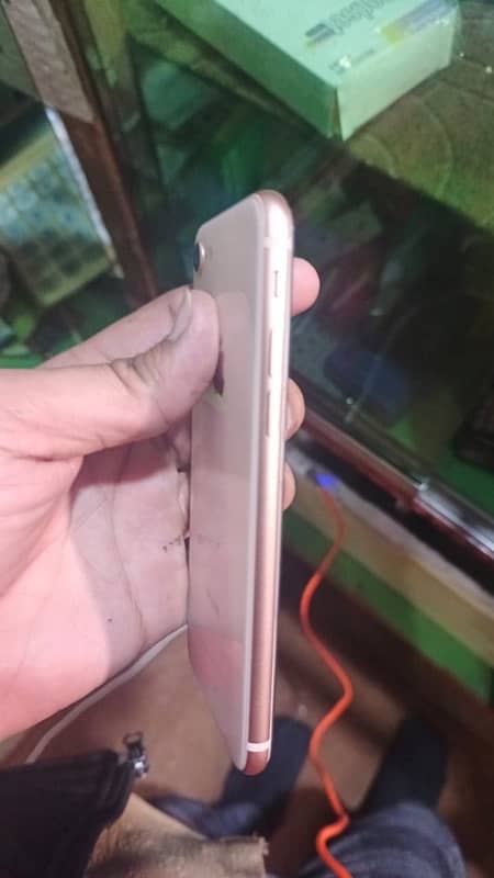 iphone 8 non pta 64 gb like new 0