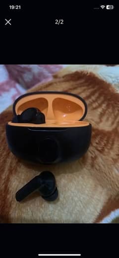 airbuds
