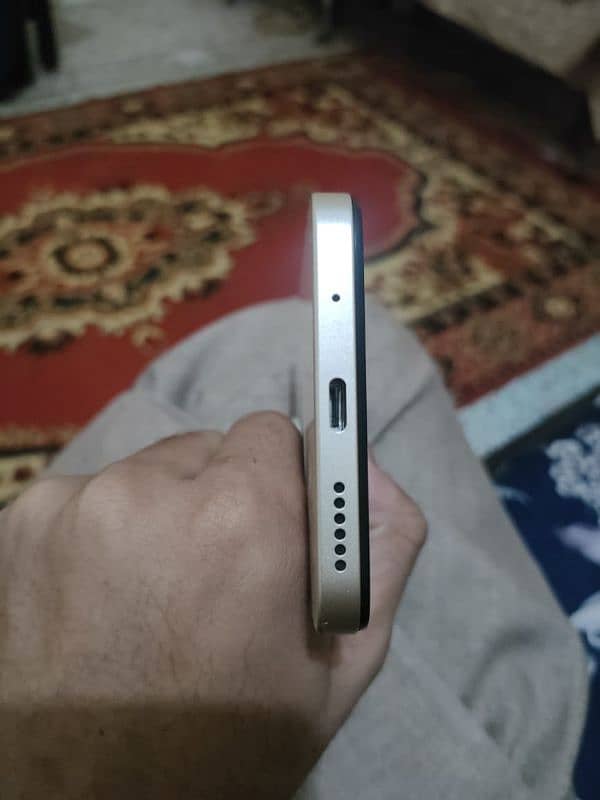 Redmi 13    8/128 1 month used 10/10 condition with box and charger 5