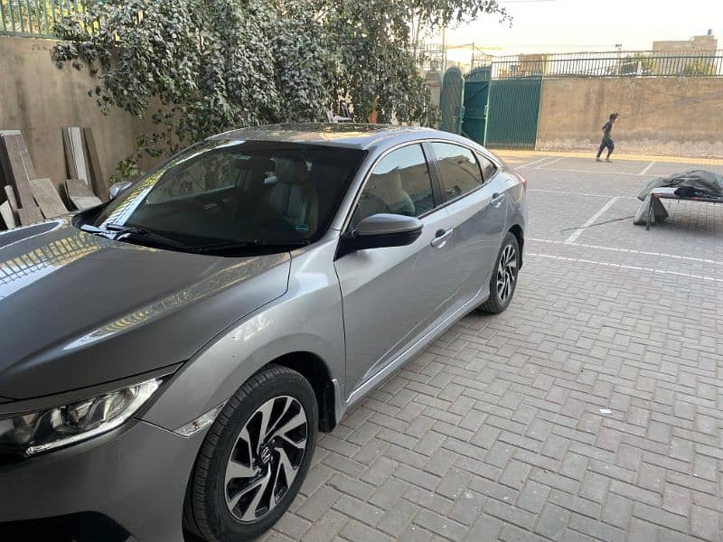 Honda Civic Oriel 2017 5