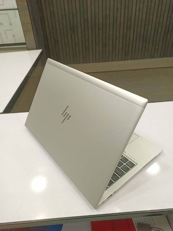 HP Elitebook 840 G7 1