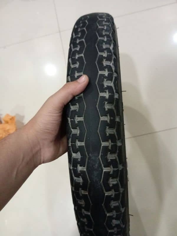 Honda CG 125 tyre with new tube 1