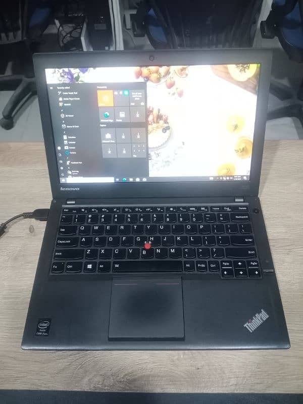 Lenovo x240 core i5 4th generation 0