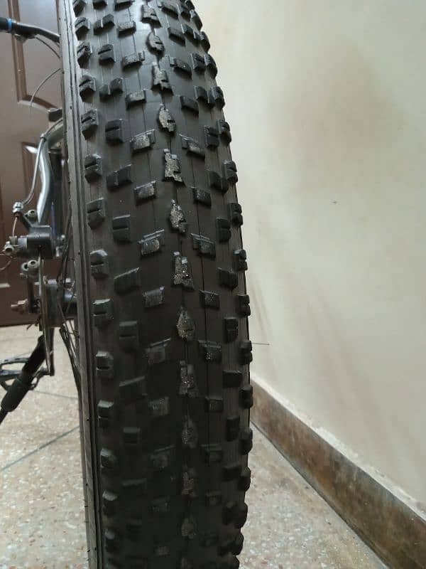 26 INCH IMPORTED PLUS GEAR CYCLE 3 MONTH USED 03265153155 18