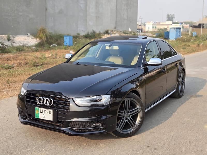 Audi A4 2014 5