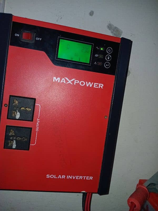 maxpower inverter 1200 model with new battery 0