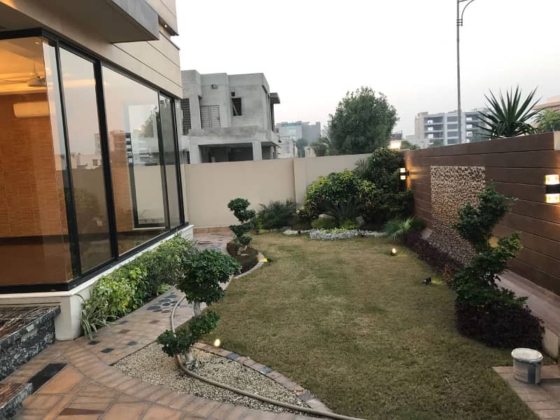 1 Kanal Semi Furnished Used House for Resale in DHA Phase 3 4