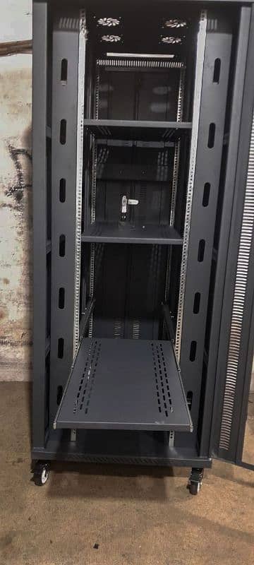 Data Center Racks |Server Racks| 4