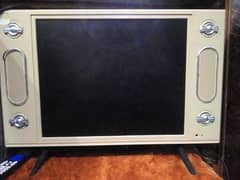 LCD TV 22 INCH