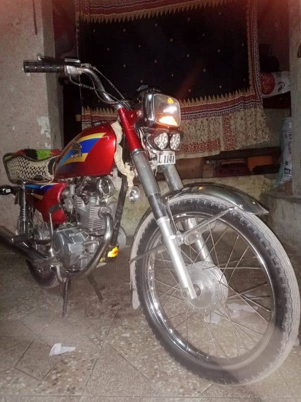 Honda 125 For urgent sale 2