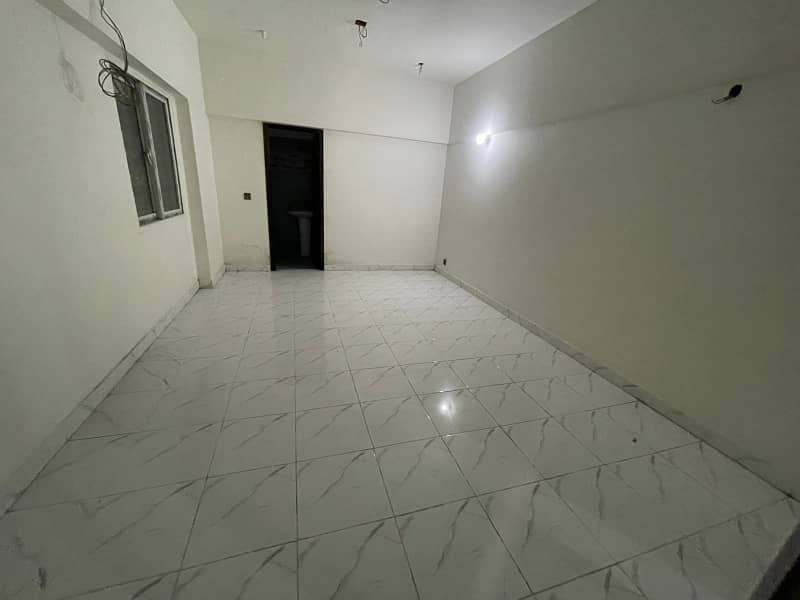 3 BED DD (ROYAL ICON) FLAT FOR RENT IN GULSHAN-E-IQBAL 2