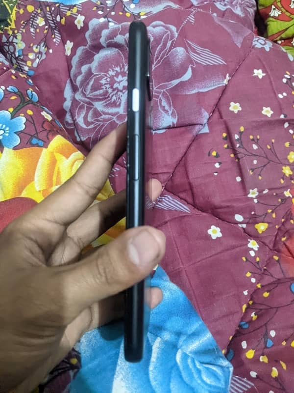 Google pixel 4a Non PTA 38000 5