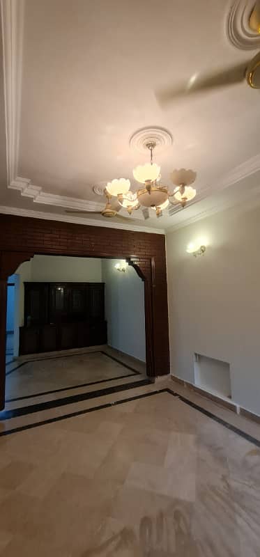 F-11/3: Prime Corner House, Spacious 30x70 Sq Ft, Highly Renovated, Premier Location, 4 Bedrooms, Open Front, 10 Crores. 7