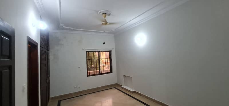 F-11/3: Prime Corner House, Spacious 30x70 Sq Ft, Highly Renovated, Premier Location, 4 Bedrooms, Open Front, 10 Crores. 14